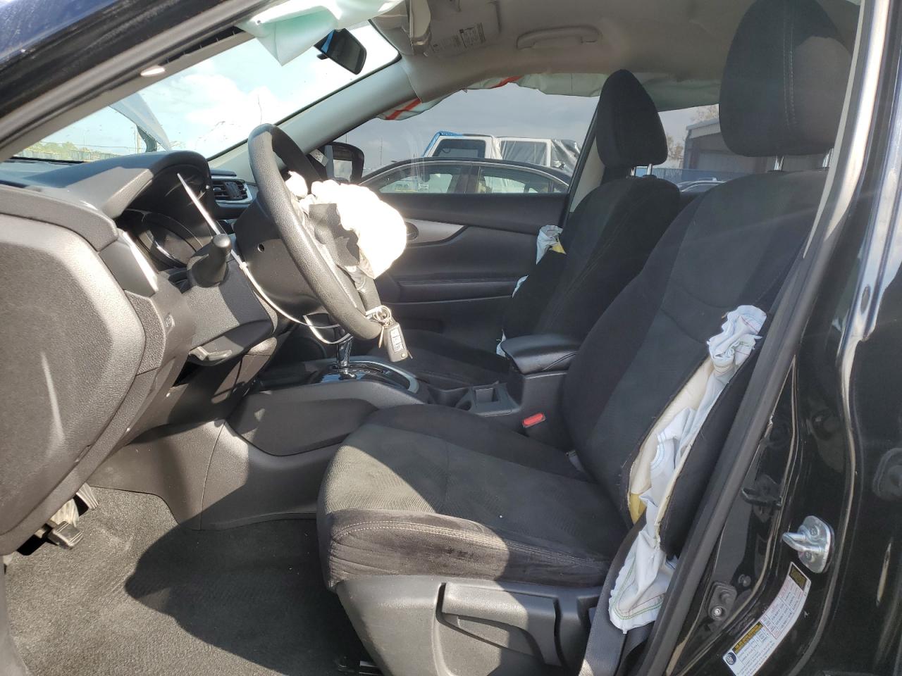 2015 Nissan Rogue - Image 7