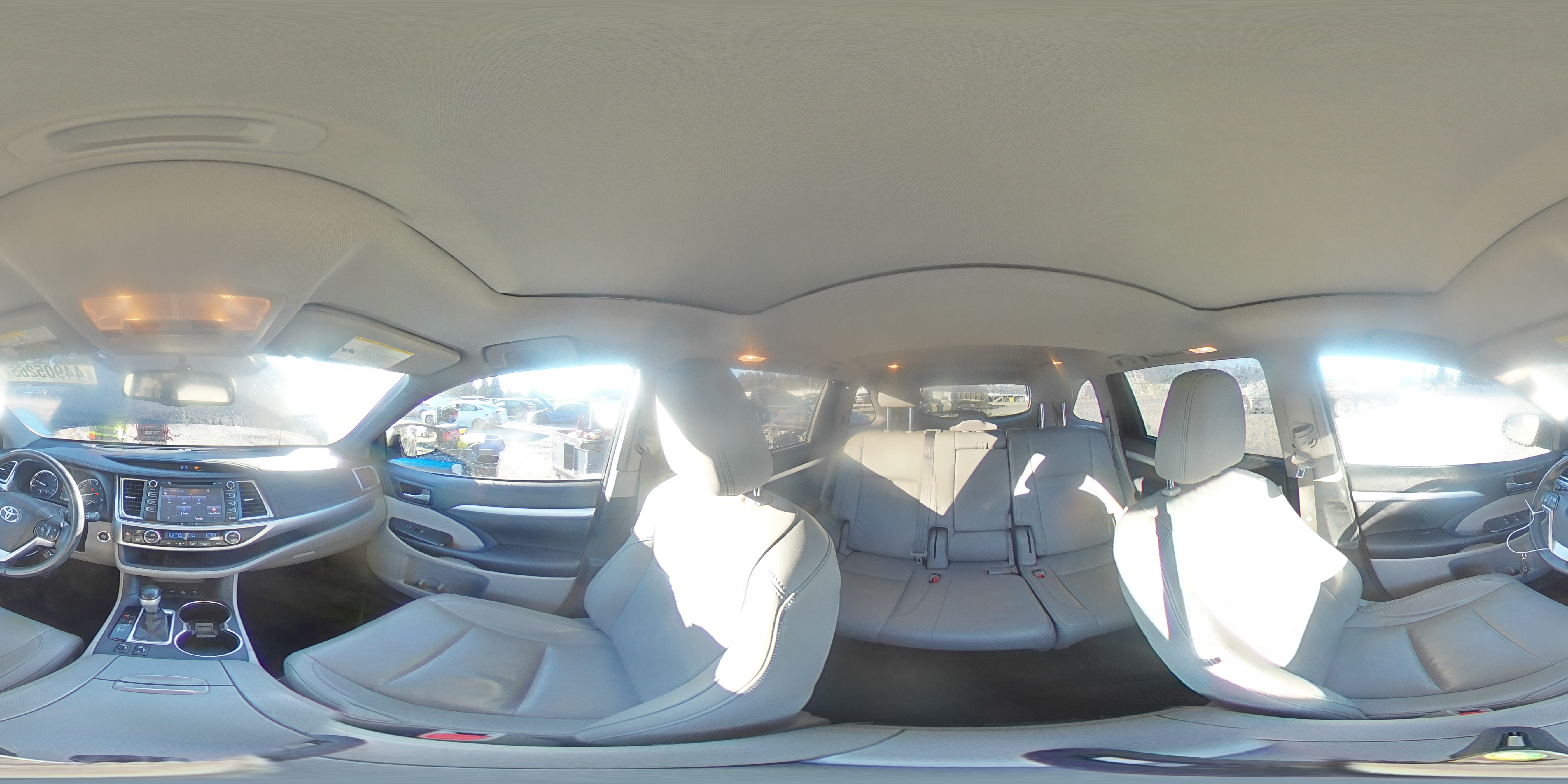 2016 Toyota Highlander - Image 14