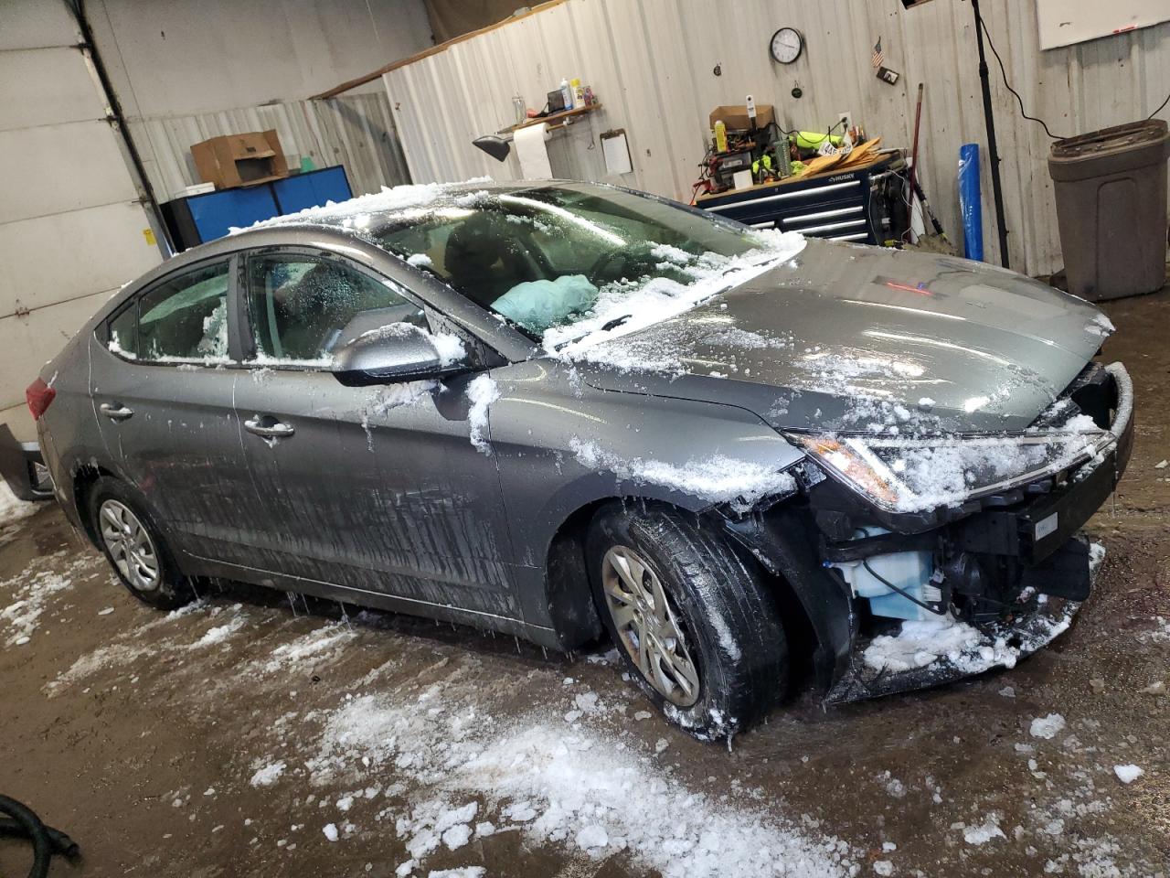2019 Hyundai Elantra - Image 4