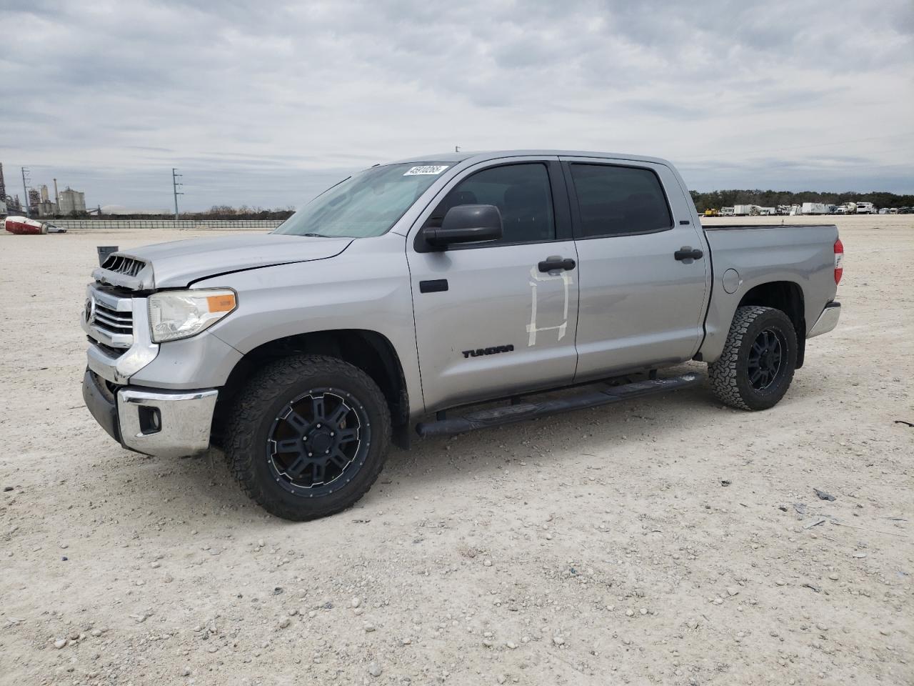 2017 Toyota Tundra - Image 1
