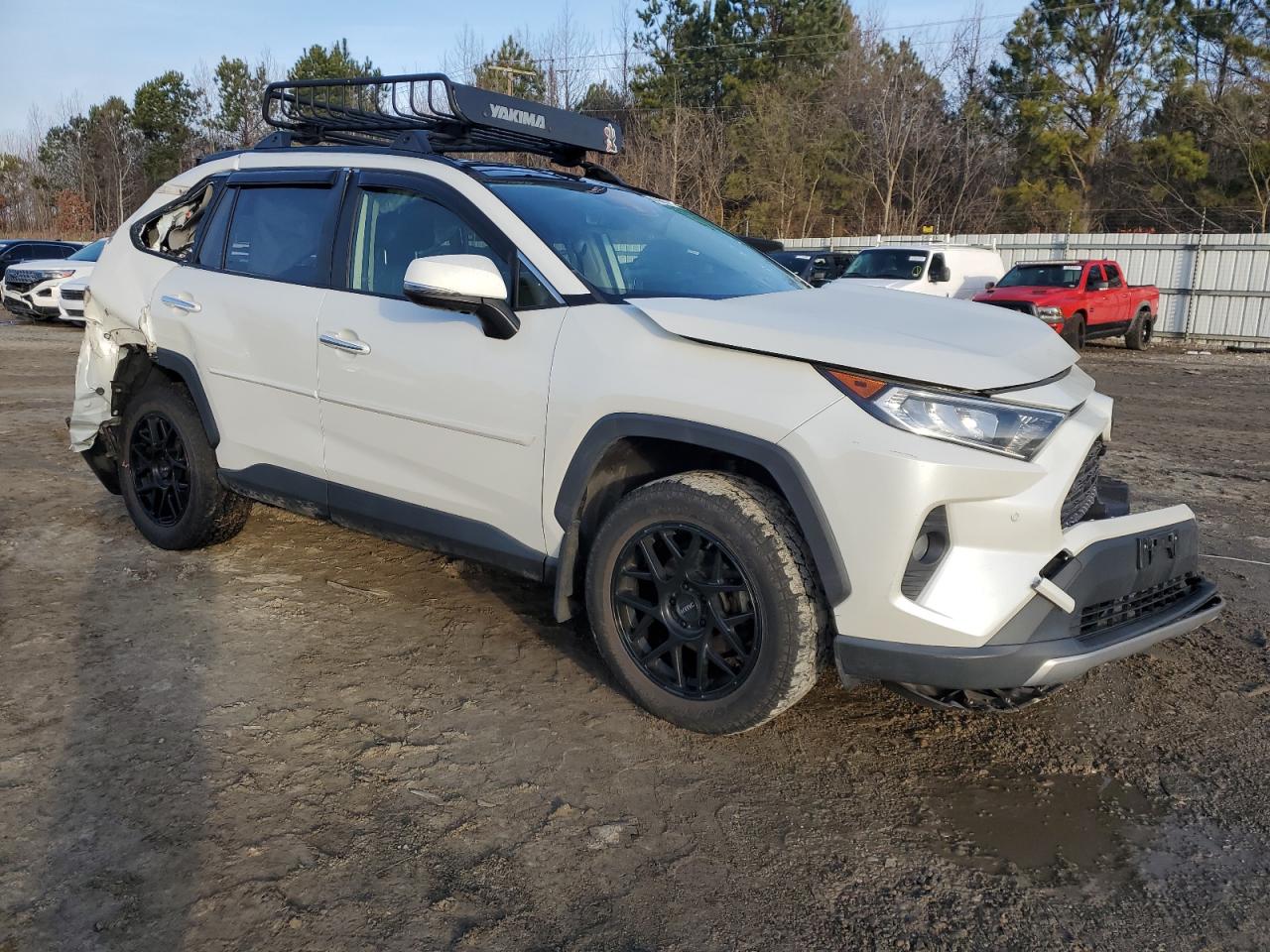 2019 Toyota RAV 4 - Image 4