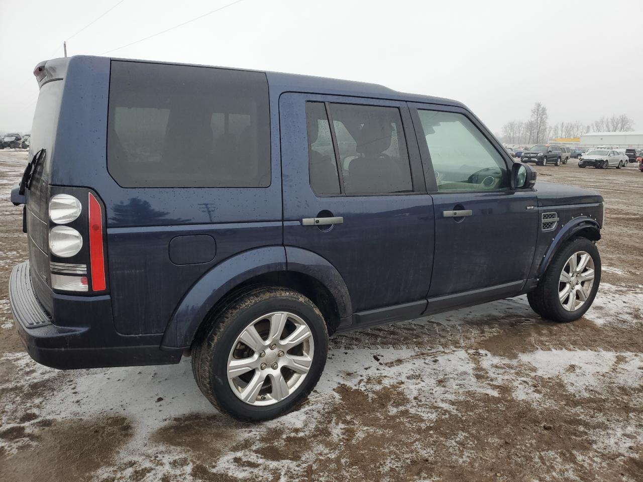 2014 Land Rover LR4 - Image 3
