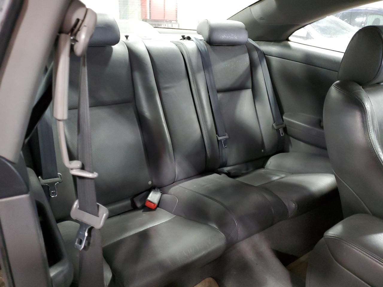 2005 Toyota Camry Solara - Image 10