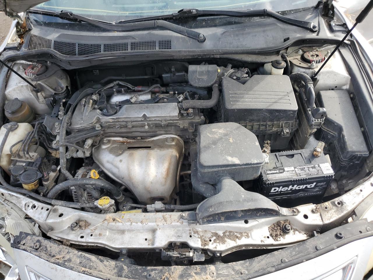 2011 Toyota Camry - Image 12