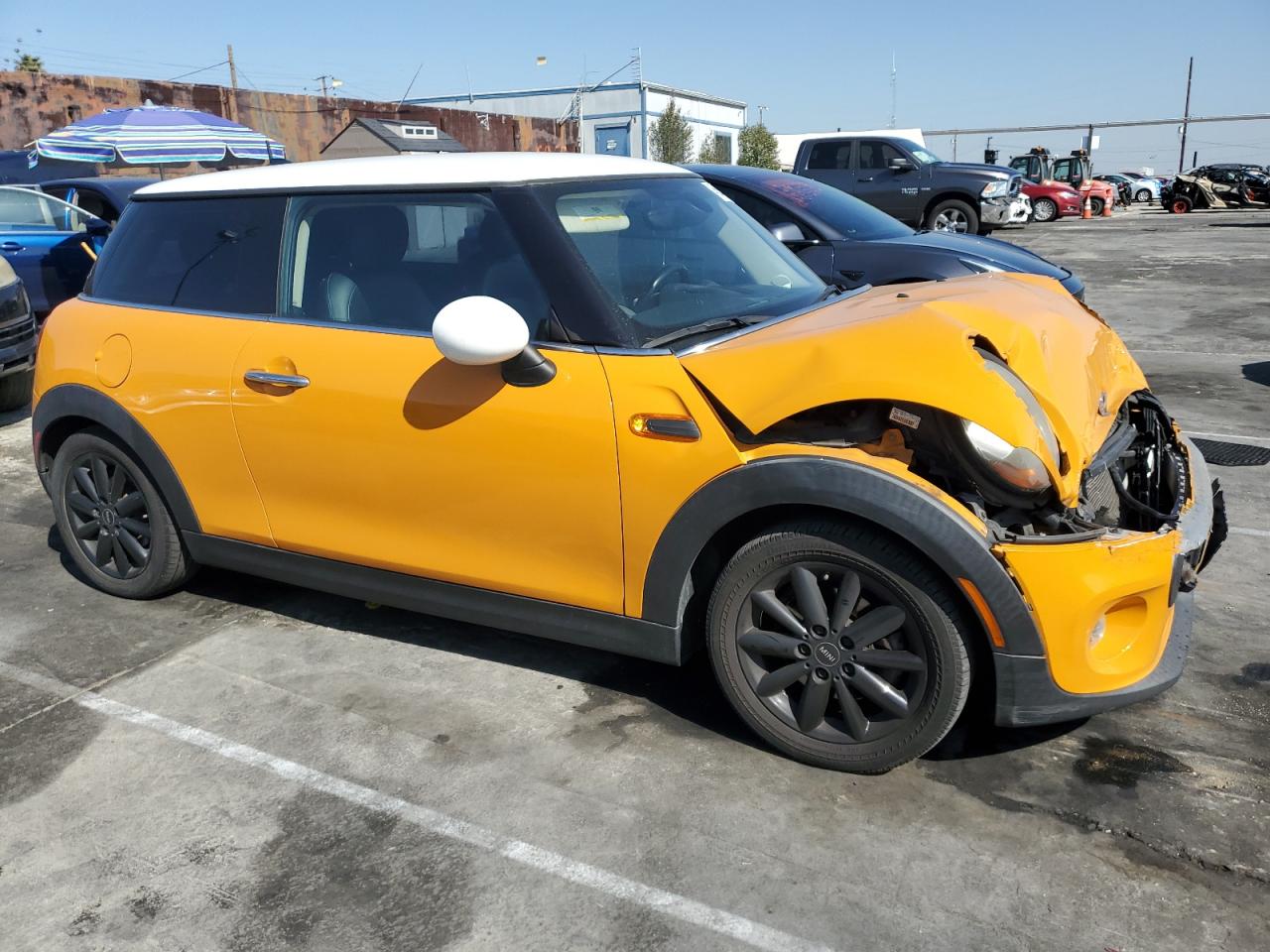 2015 MINI Cooper - Image 4
