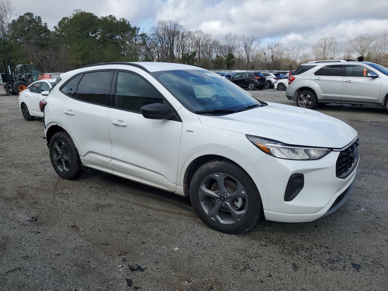2023 Ford Escape - Image 4