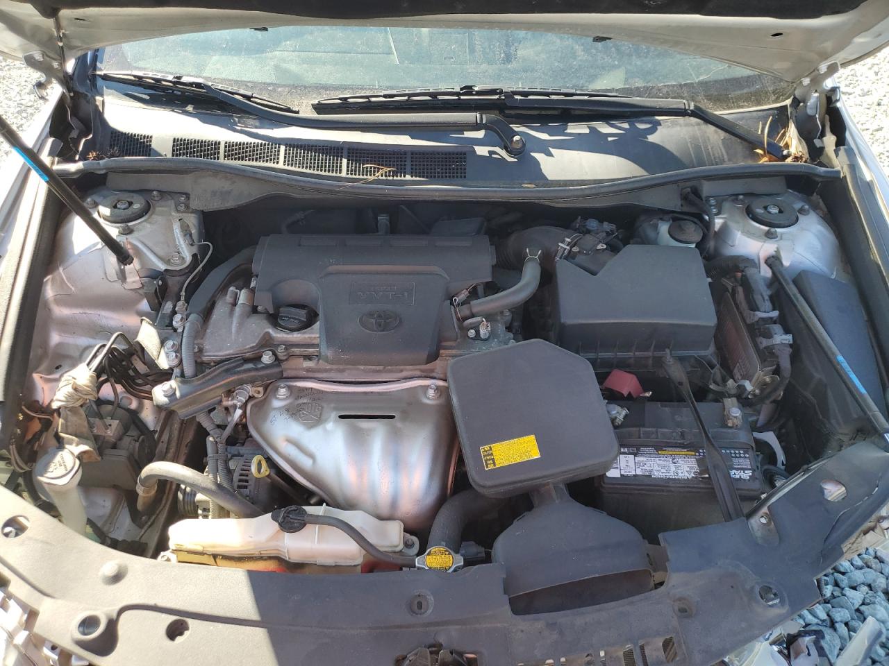 2014 Toyota Camry - Image 11