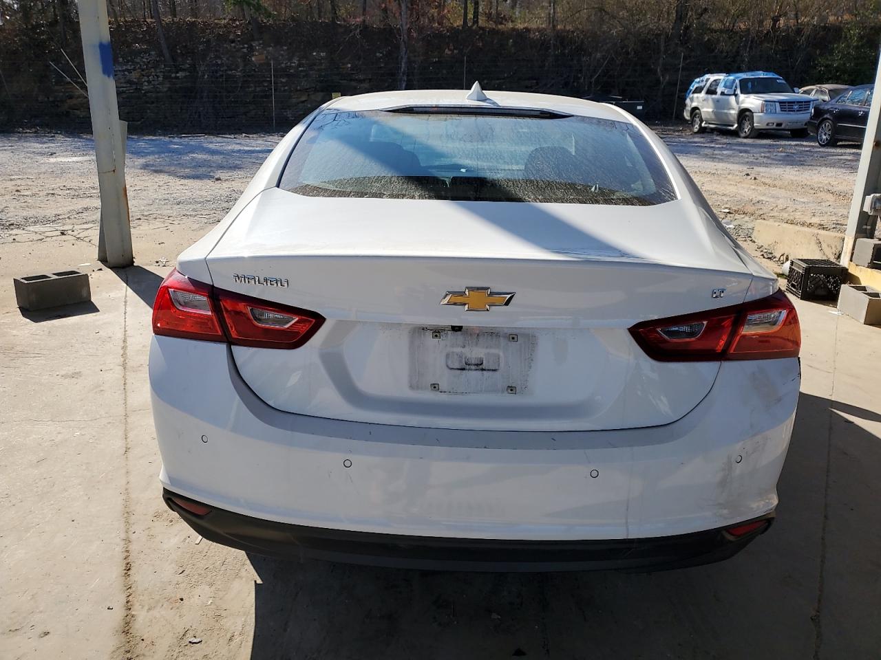 2023 Chevrolet Malibu - Image 6