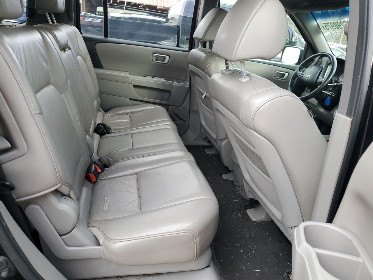 2011 Honda Pilot - Image 11