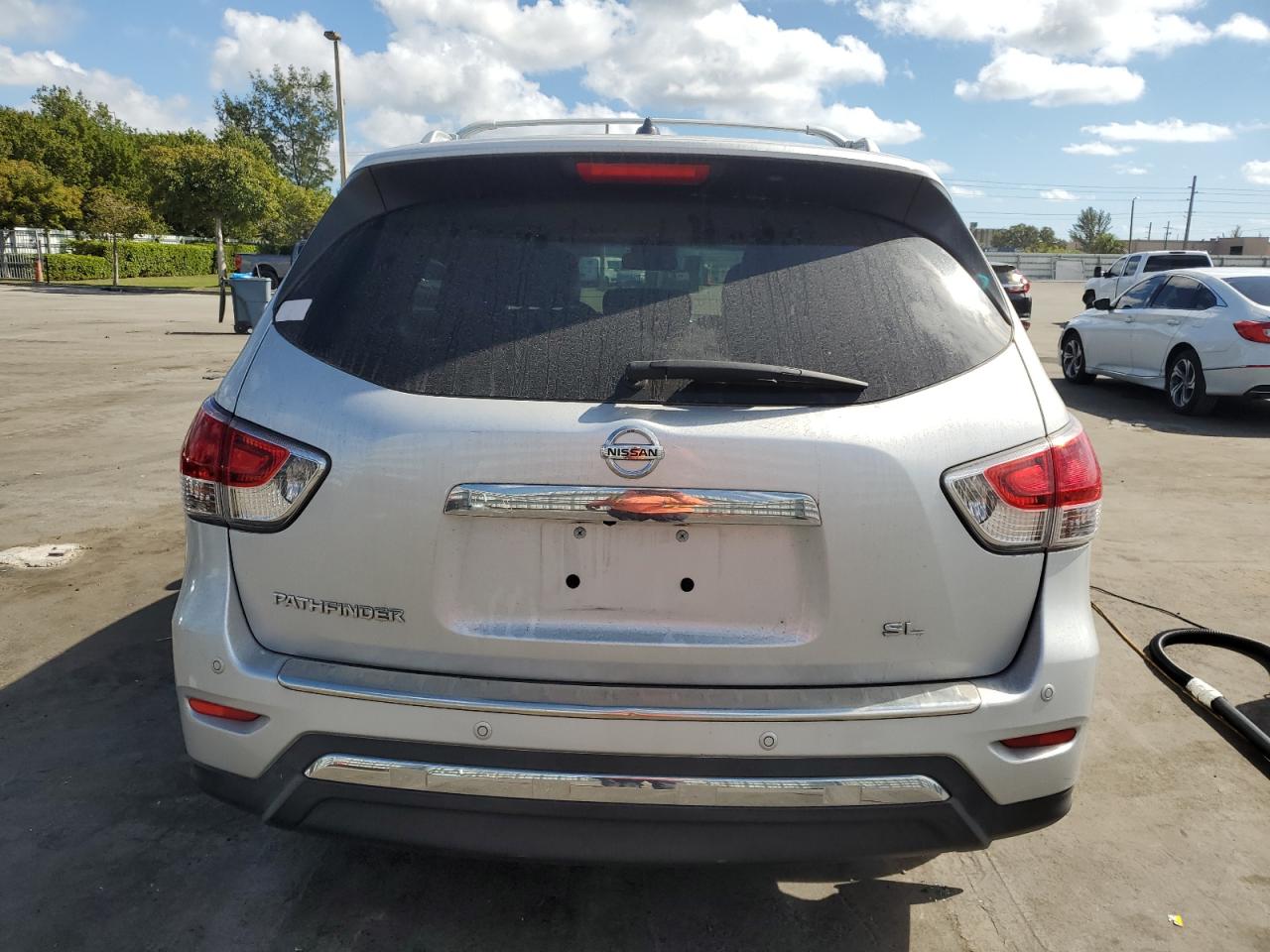 2014 Nissan Pathfinder - Image 6