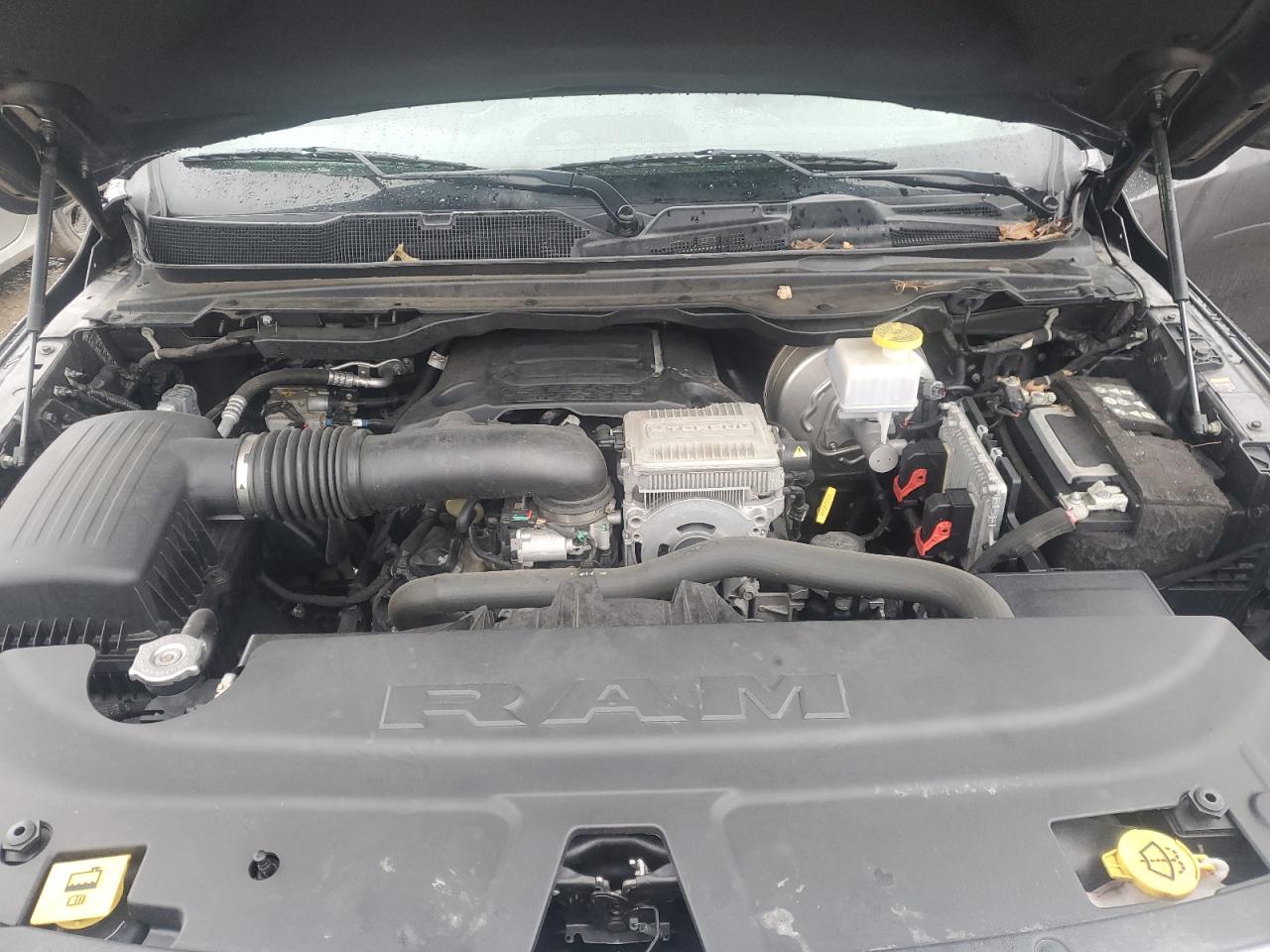 2022 RAM 1500 - Image 11