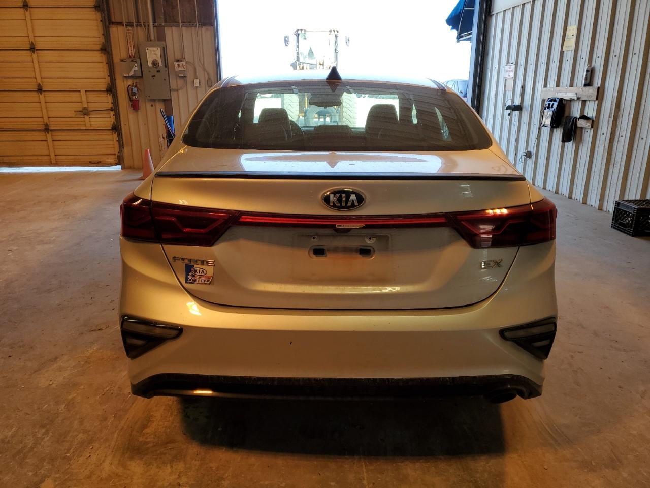 2020 Kia Forte - Image 6