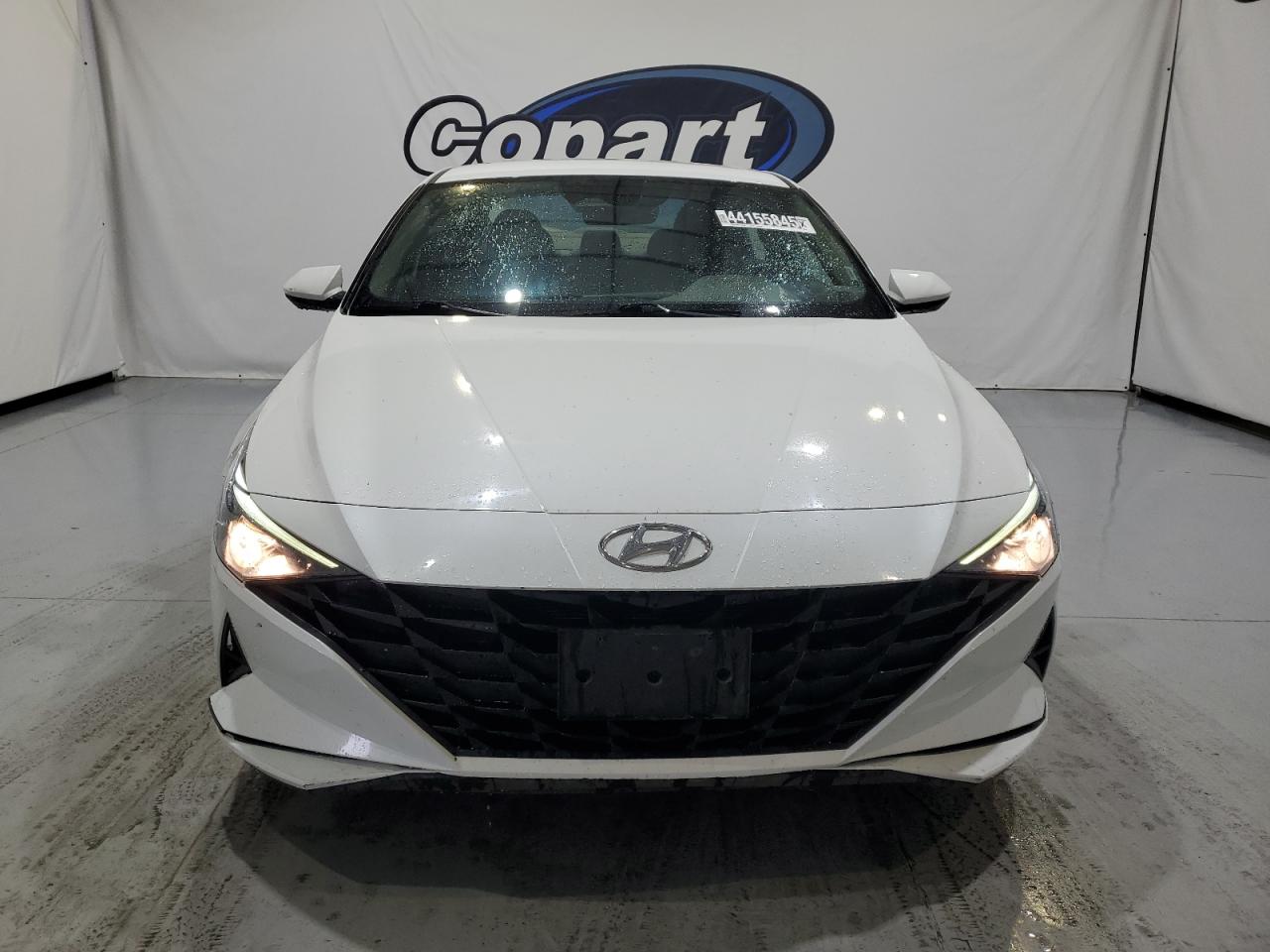 2021 Hyundai Elantra - Image 5