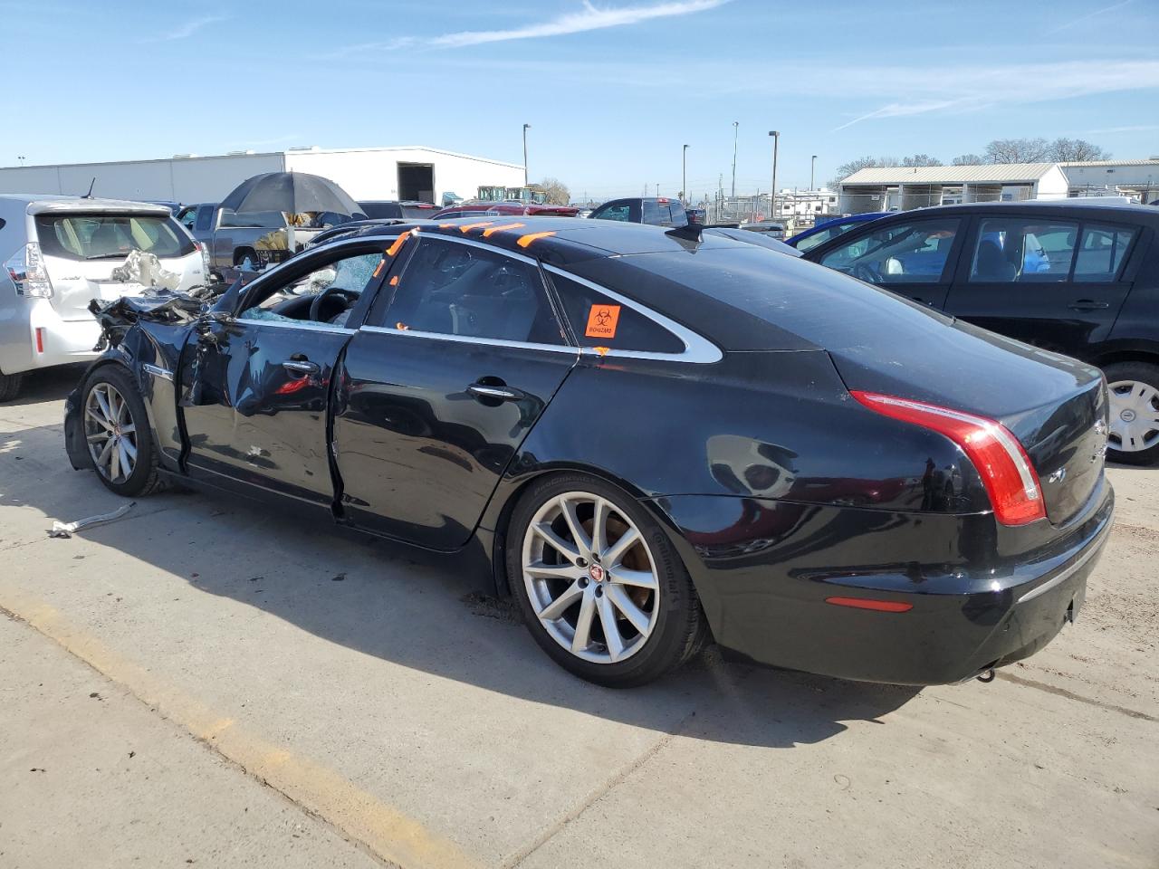 2015 Jaguar XJ - Image 2