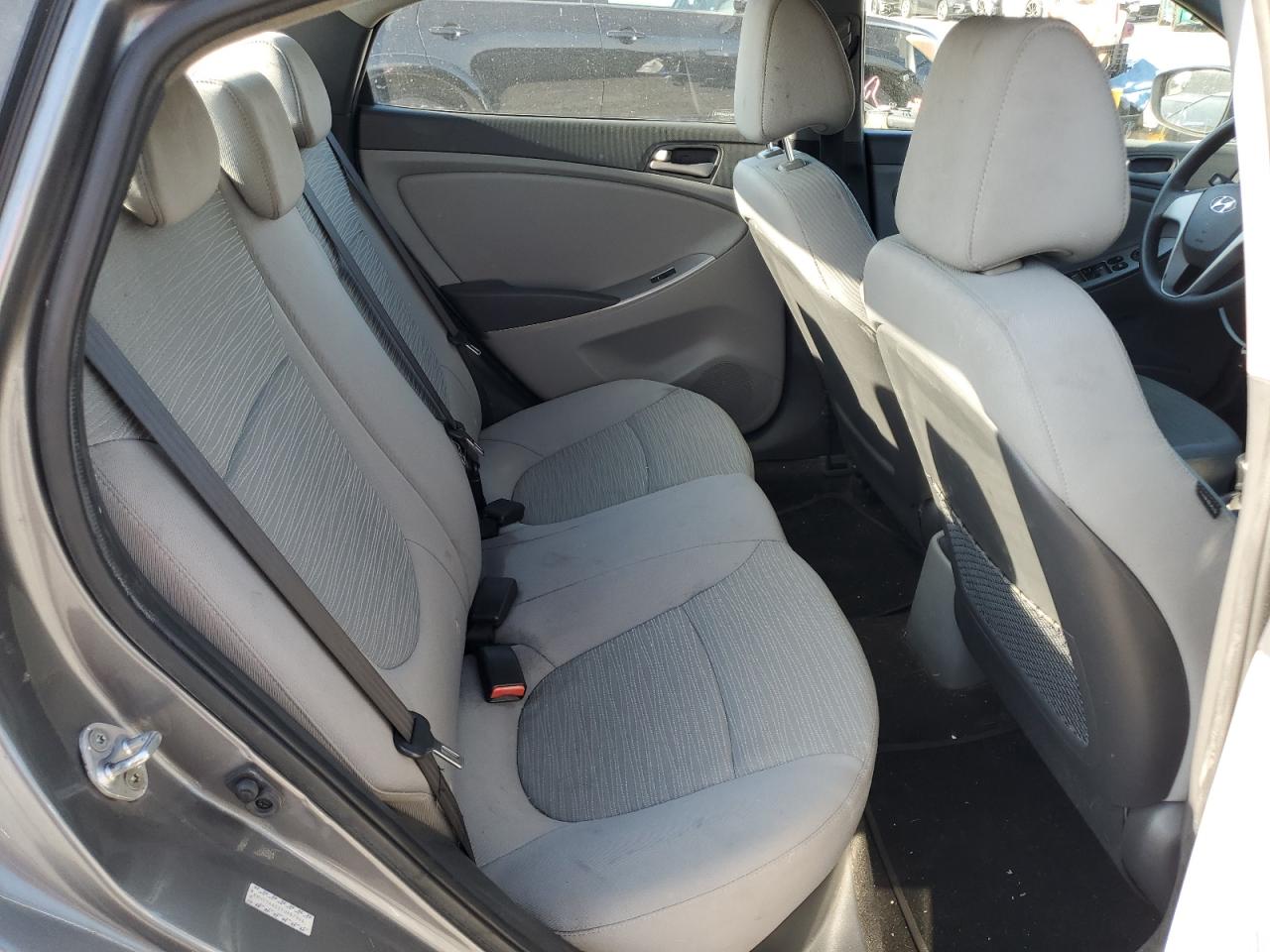 2015 Hyundai Accent - Image 10