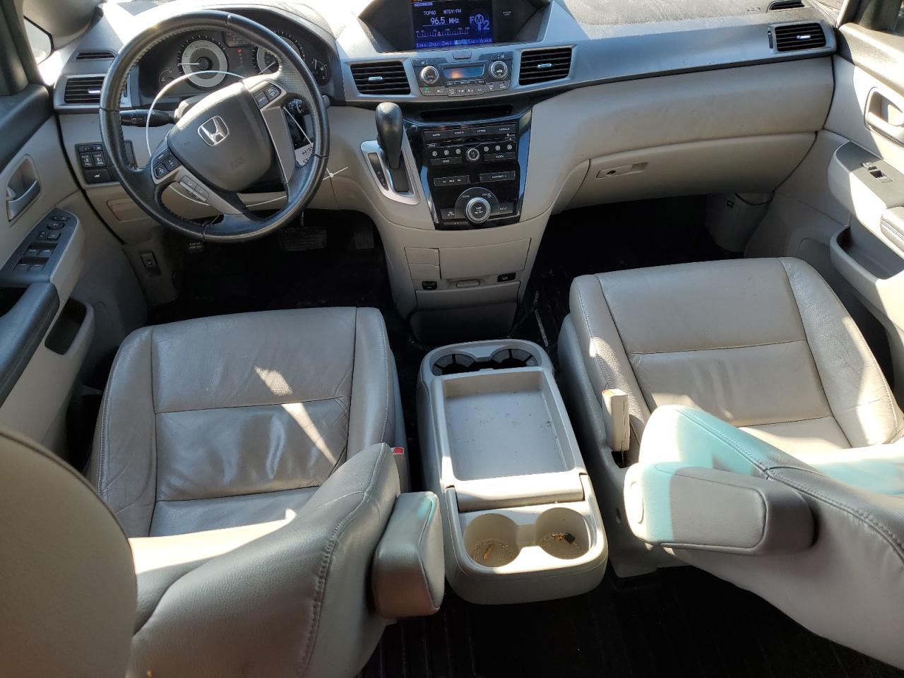 2011 Honda Odyssey - Image 8