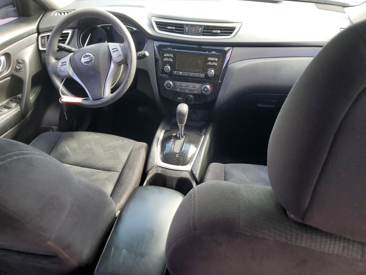2016 Nissan Rogue - Image 8