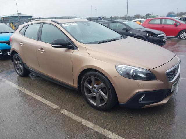 2013 VOLVO V40 CROSS