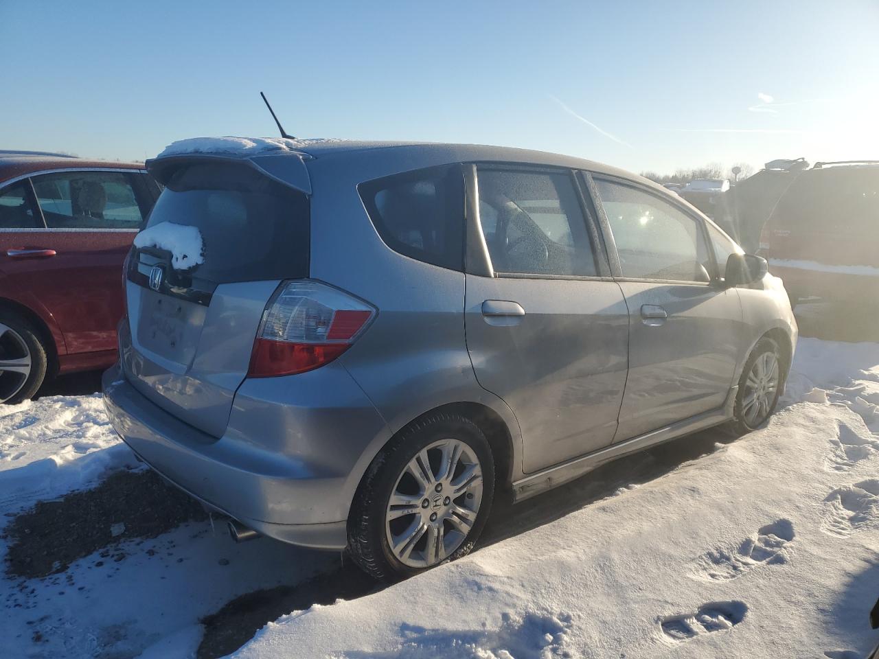 2009 Honda Fit - Image 3