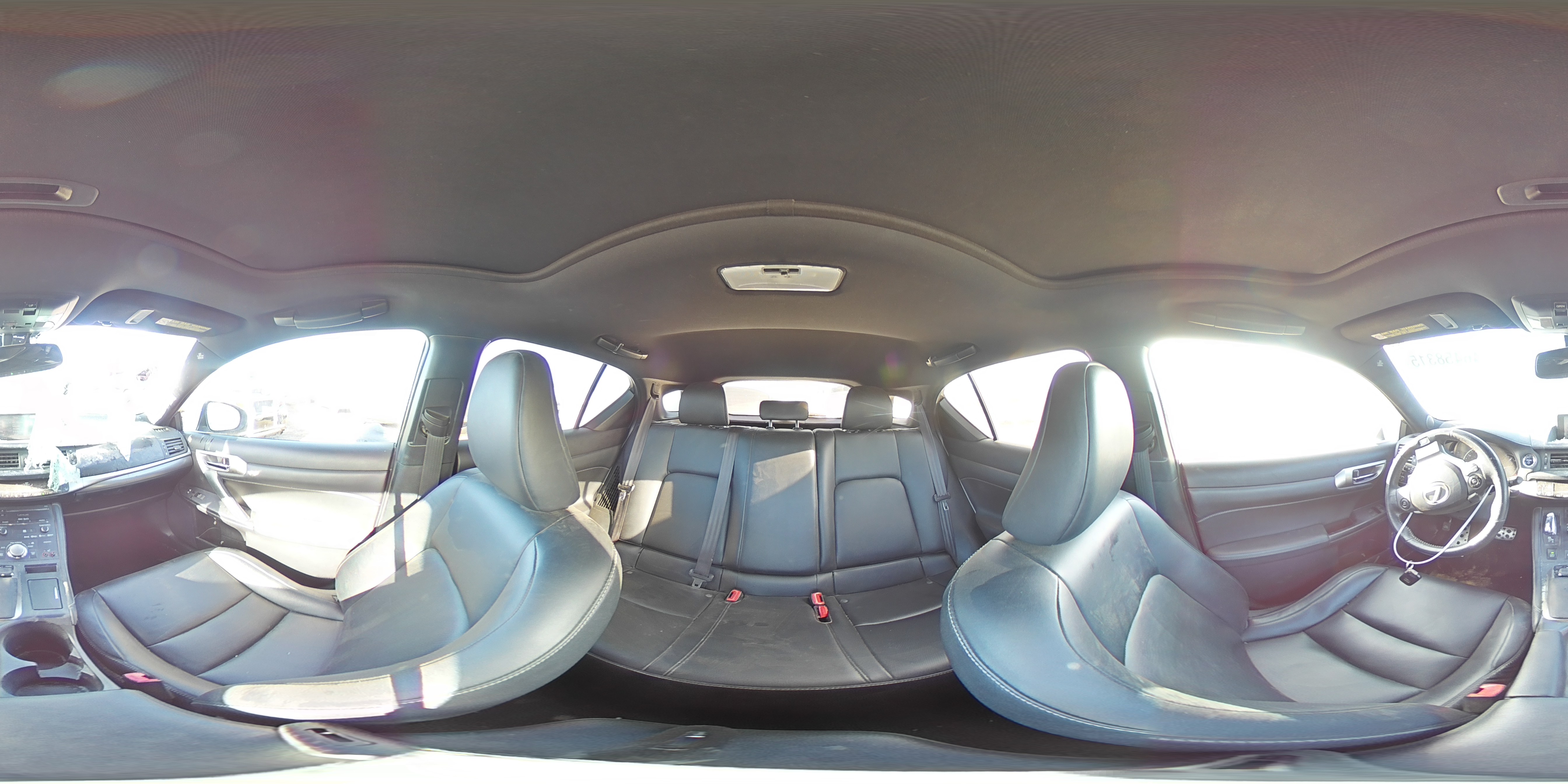 2015 Lexus CT - Image 13