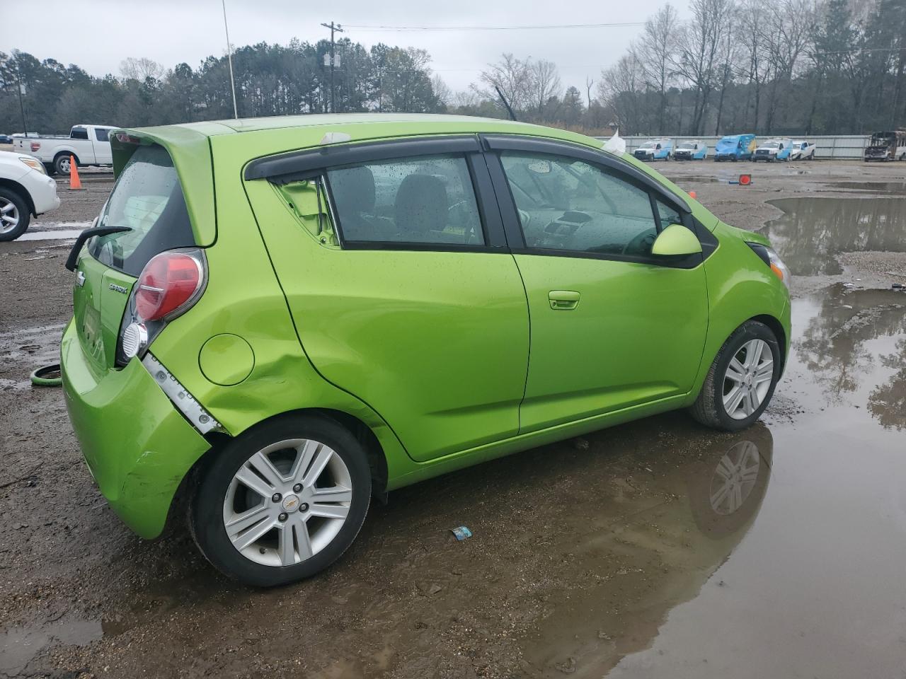 2015 Chevrolet Spark - Image 3