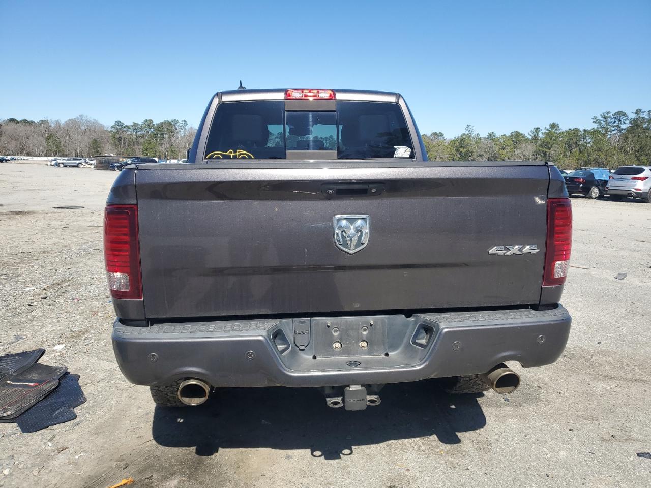 2014 RAM 1500 - Image 6