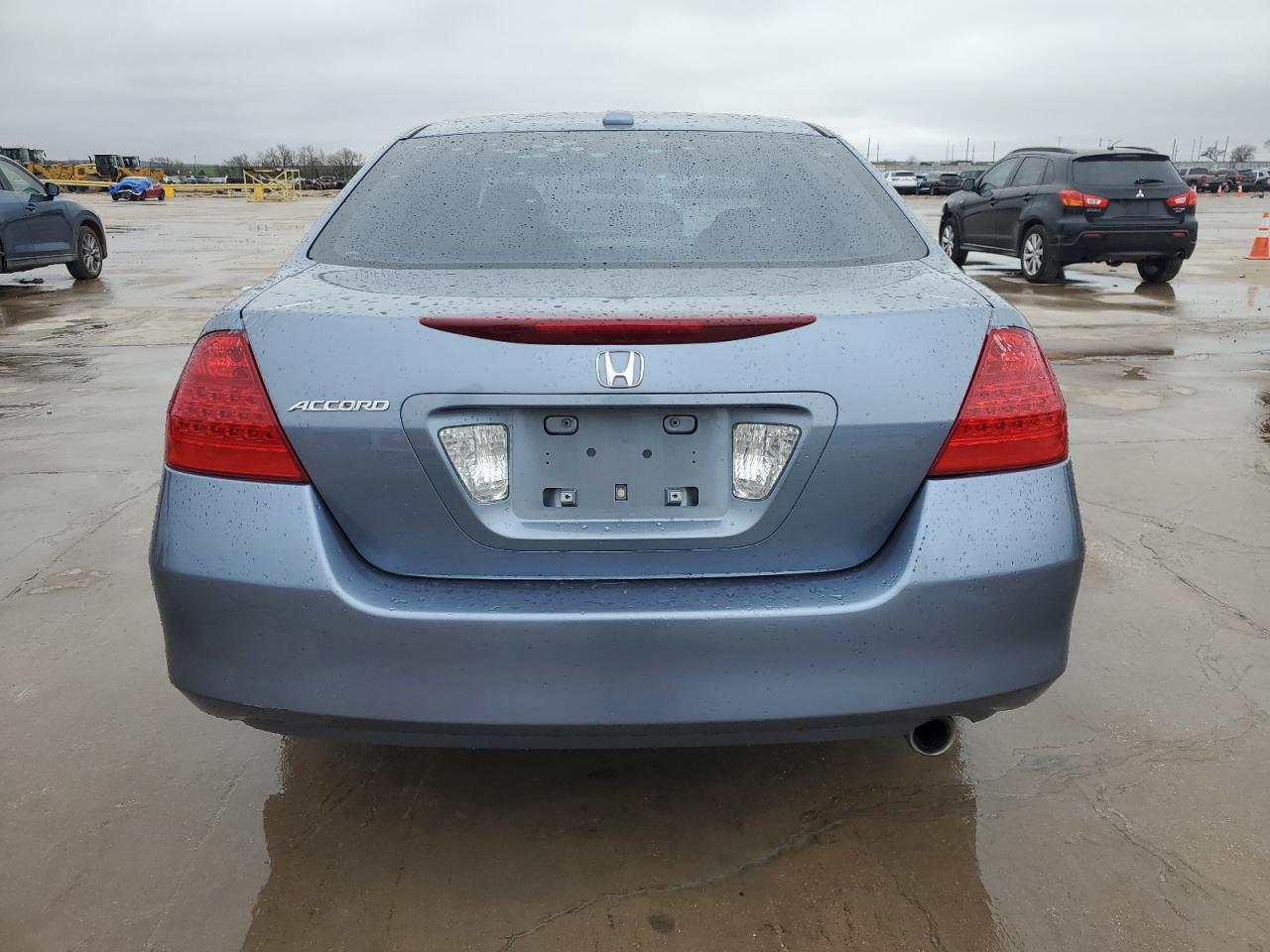 2007 Honda Accord - Image 6