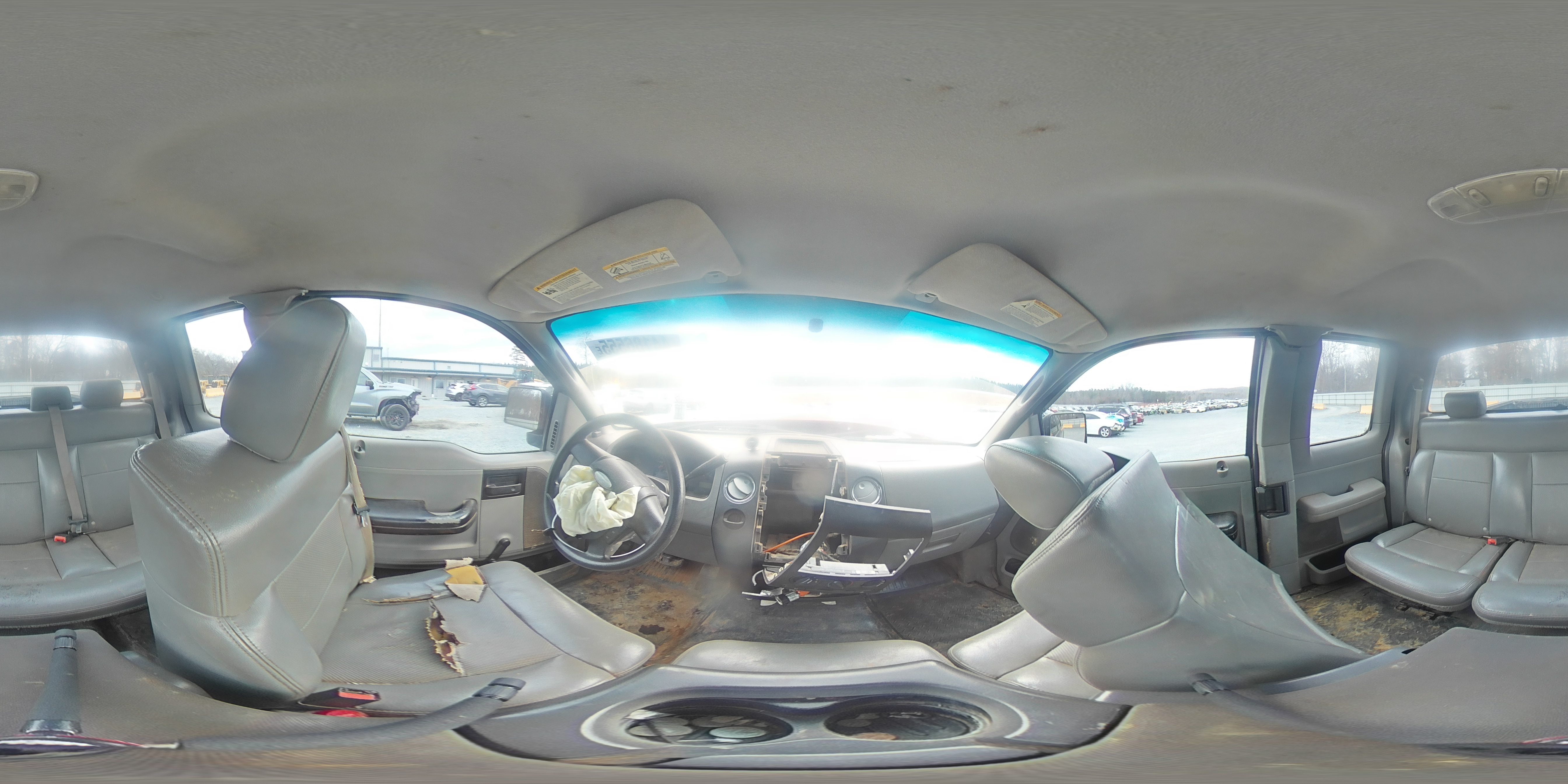 2005 Ford F-150 - Image 13