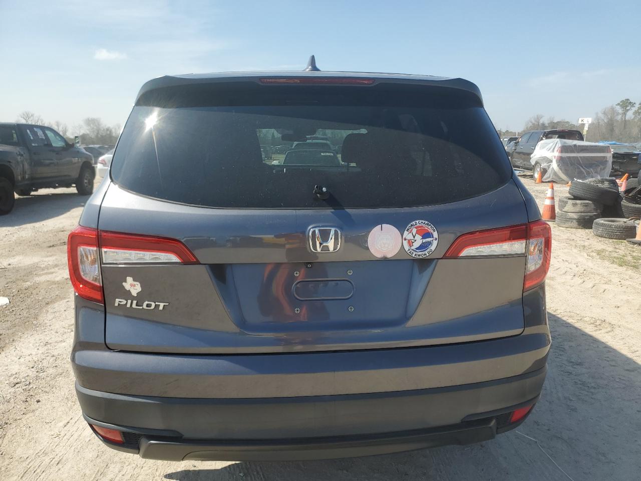 2019 Honda Pilot Lx VIN: 5FNYF5H10KB047111 Lot: 45905625
