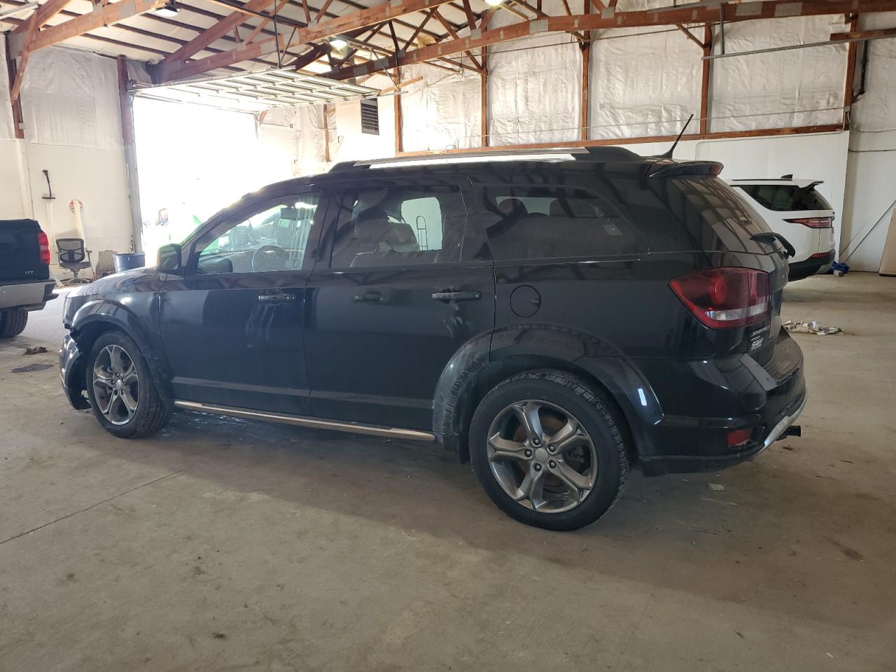 2016 Dodge Journey - Image 2