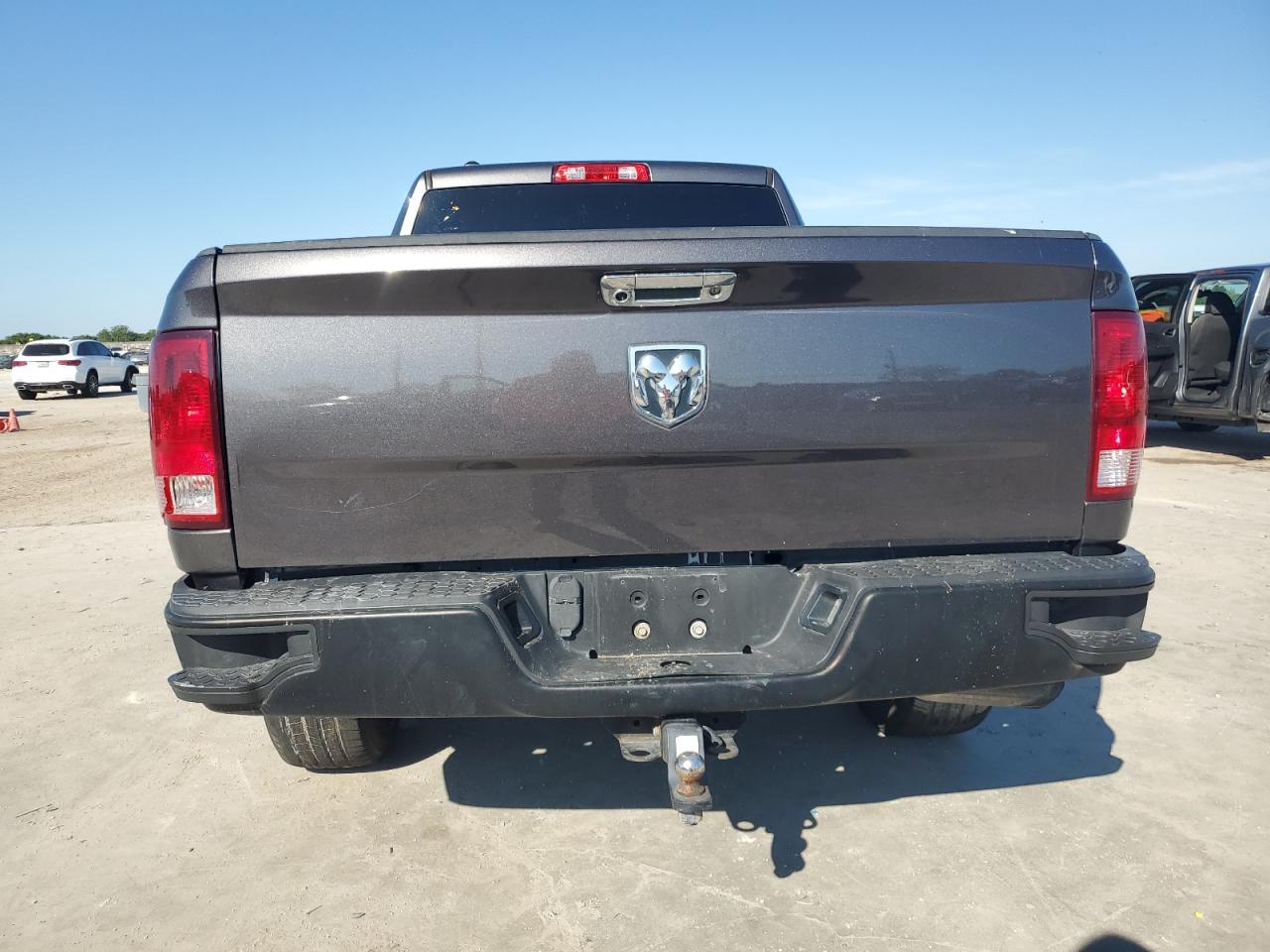 2018 RAM 1500 - Image 6