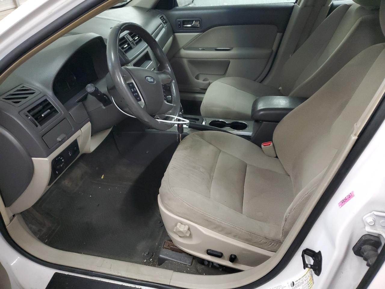 2010 Ford Fusion - Image 7