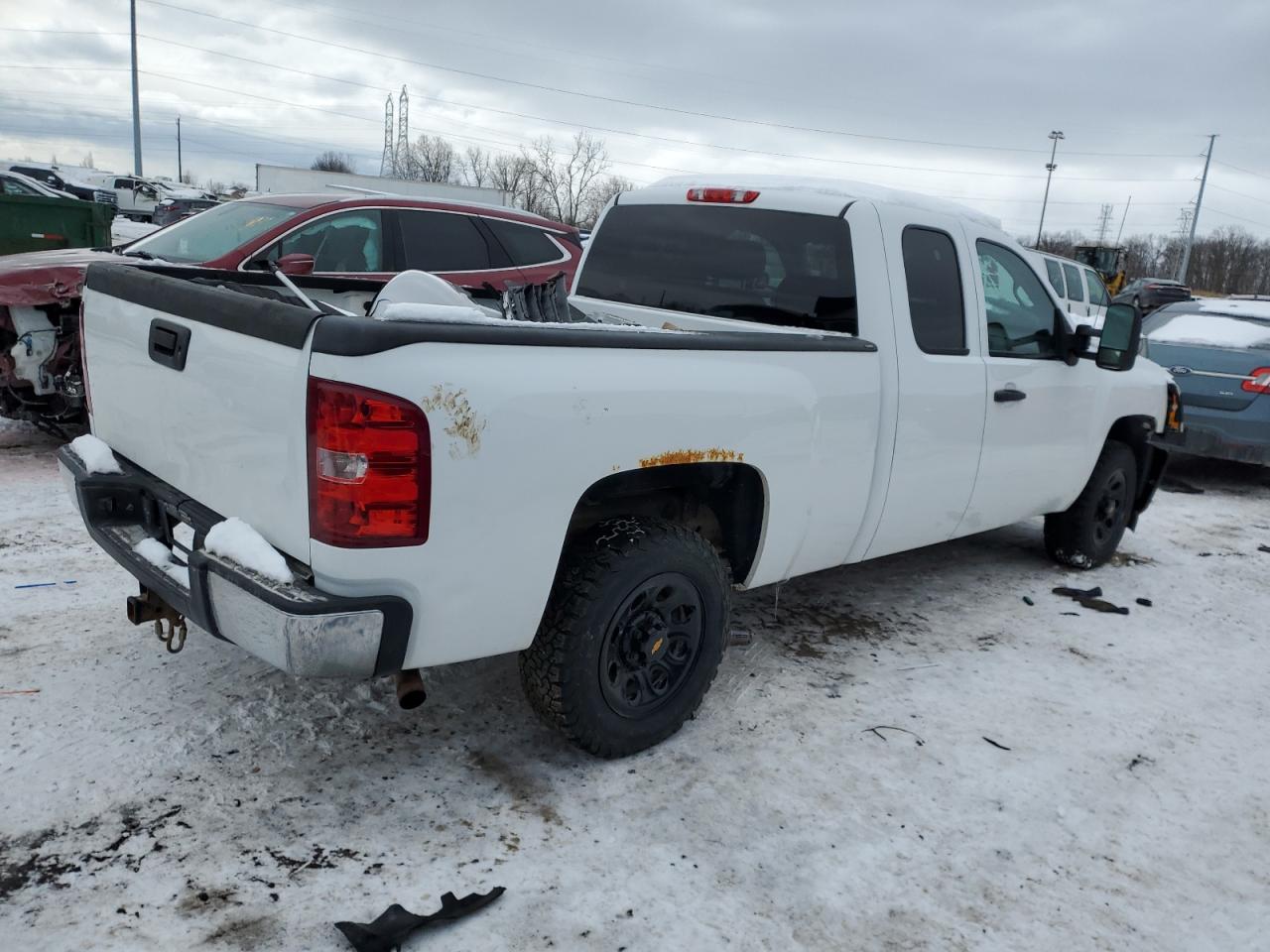 2011 Chevrolet Silverado - Image 3