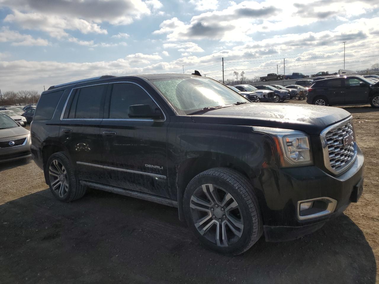 2018 GMC Yukon - Image 4
