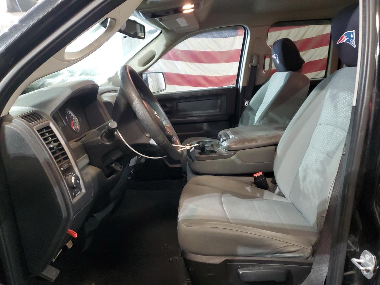2016 RAM 1500 - Image 7