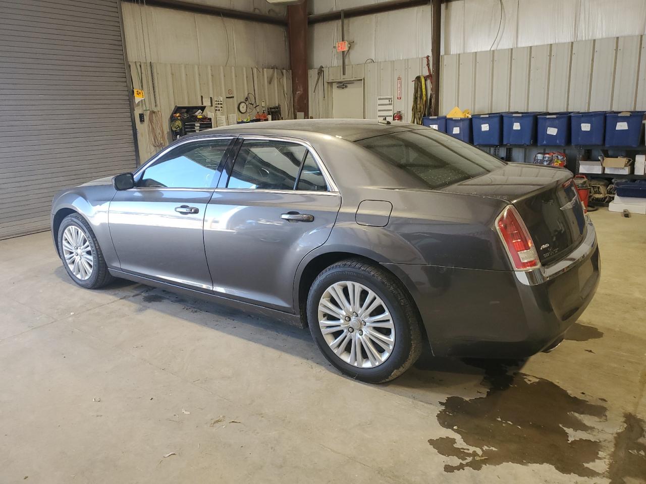 2014 Chrysler 300 - Image 2