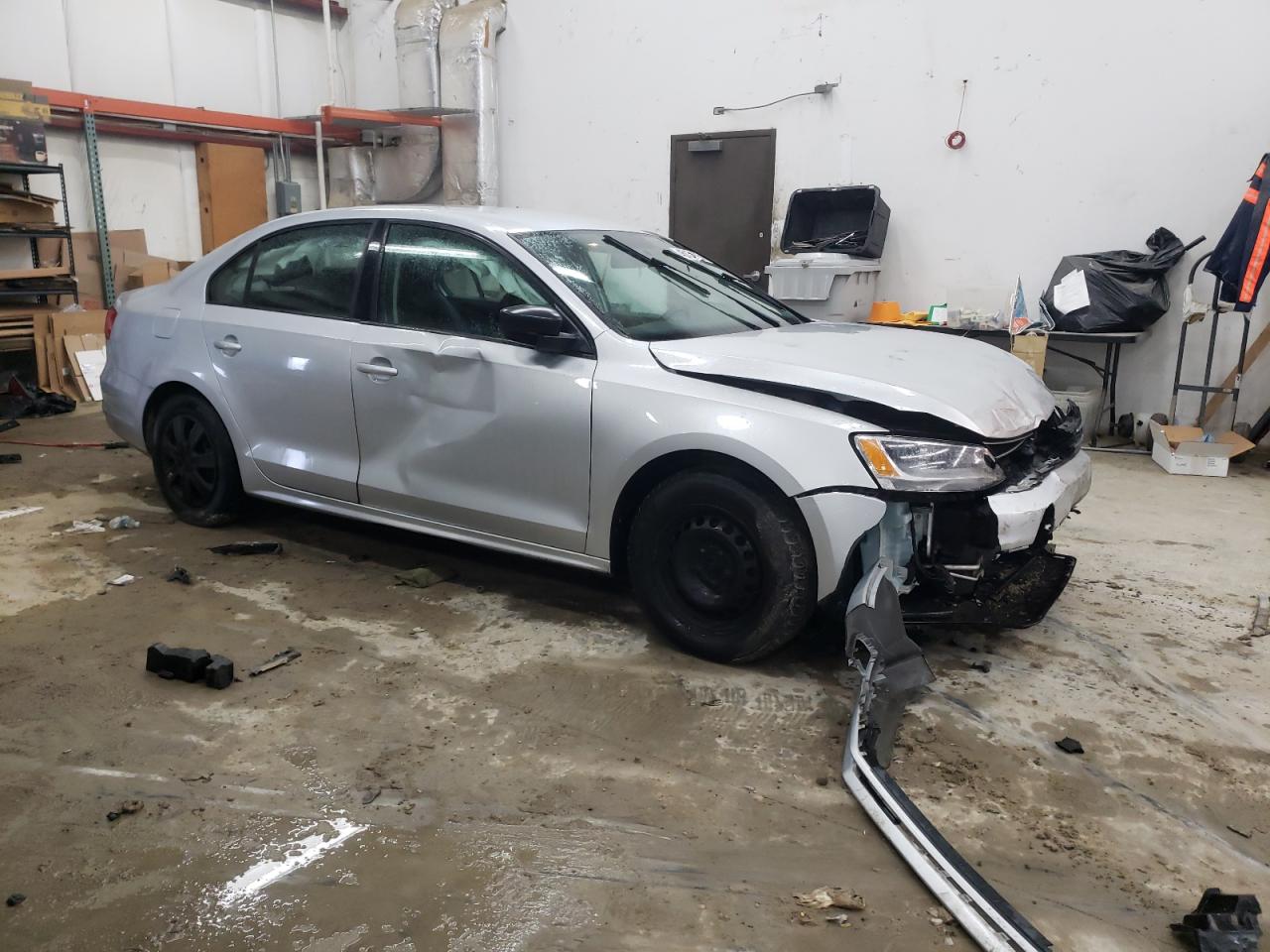 2015 Volkswagen Jetta - Image 4