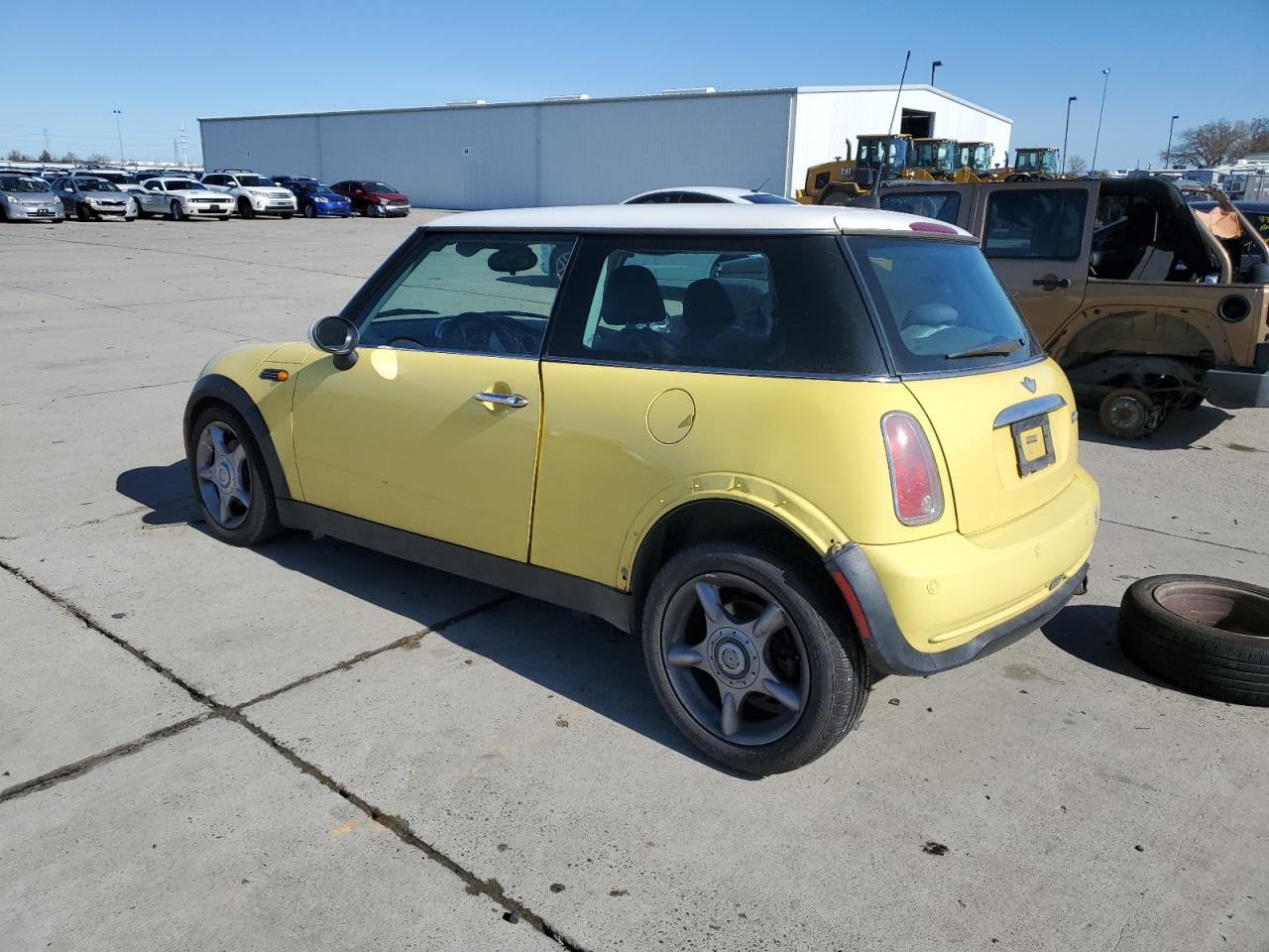 2005 MINI Cooper - Image 2