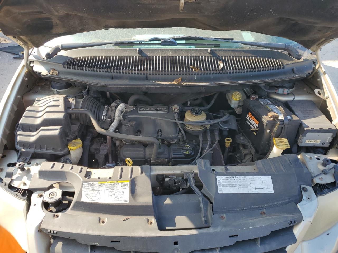 2005 Chrysler Town & Country - Image 12
