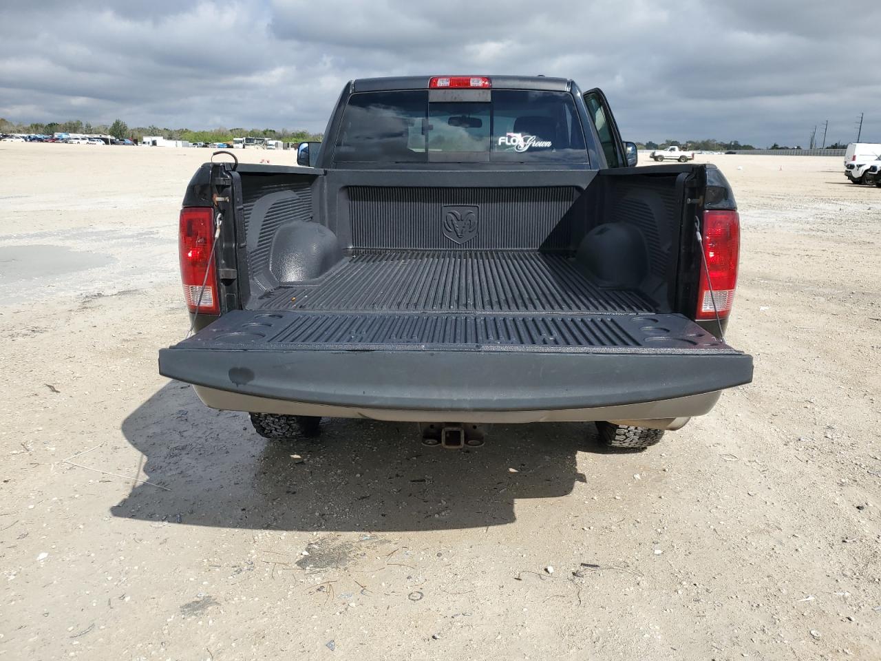 2010 Dodge RAM - Image 10