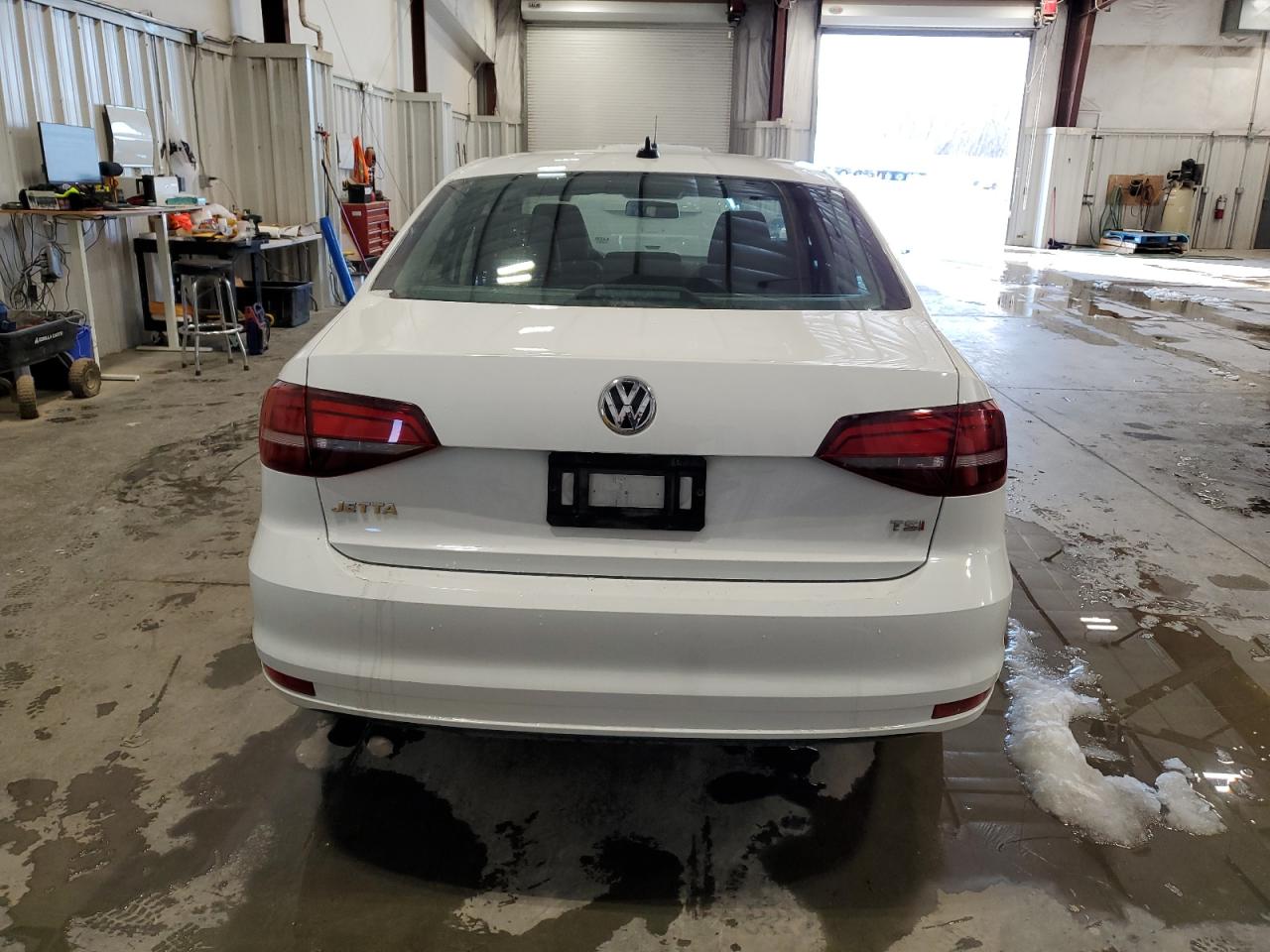 2016 Volkswagen Jetta - Image 6