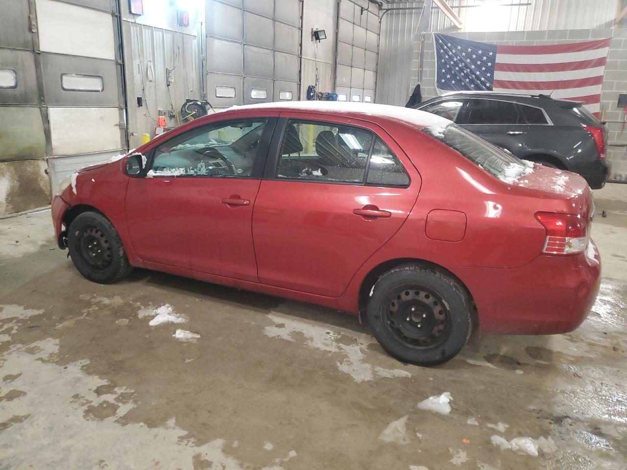 2012 Toyota Yaris - Image 2
