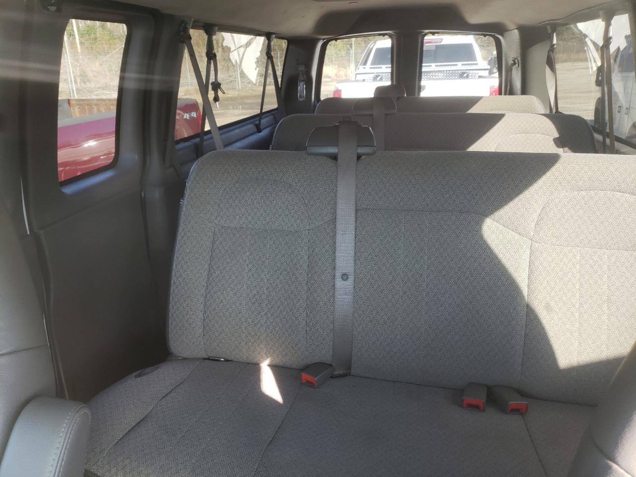 2017 Chevrolet Express - Image 10