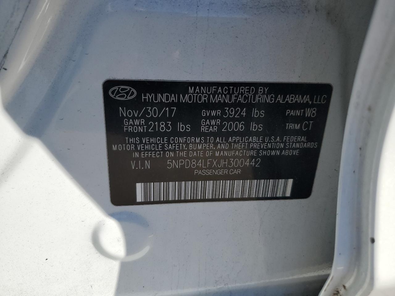 2018 Hyundai Elantra - Image 12