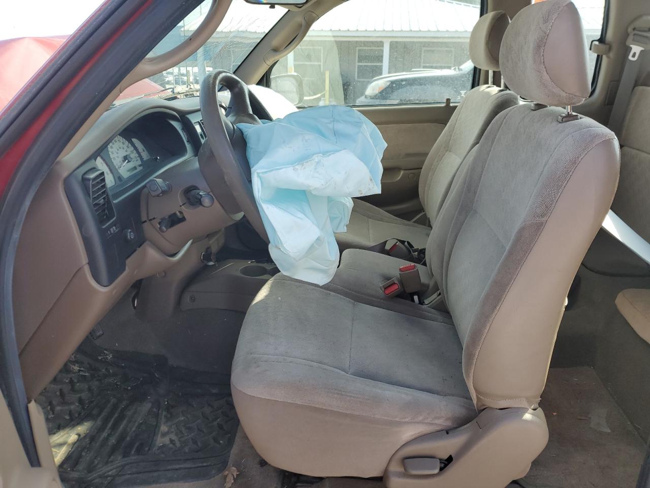 2004 Toyota Tacoma - Image 7
