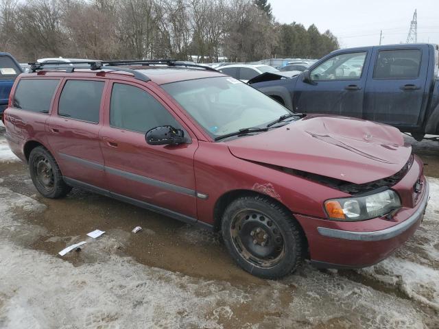 2003 VOLVO V70 