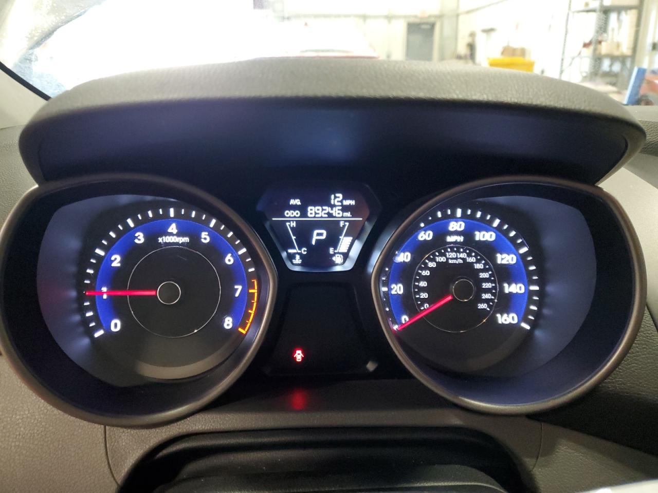 2013 Hyundai Elantra - Image 9