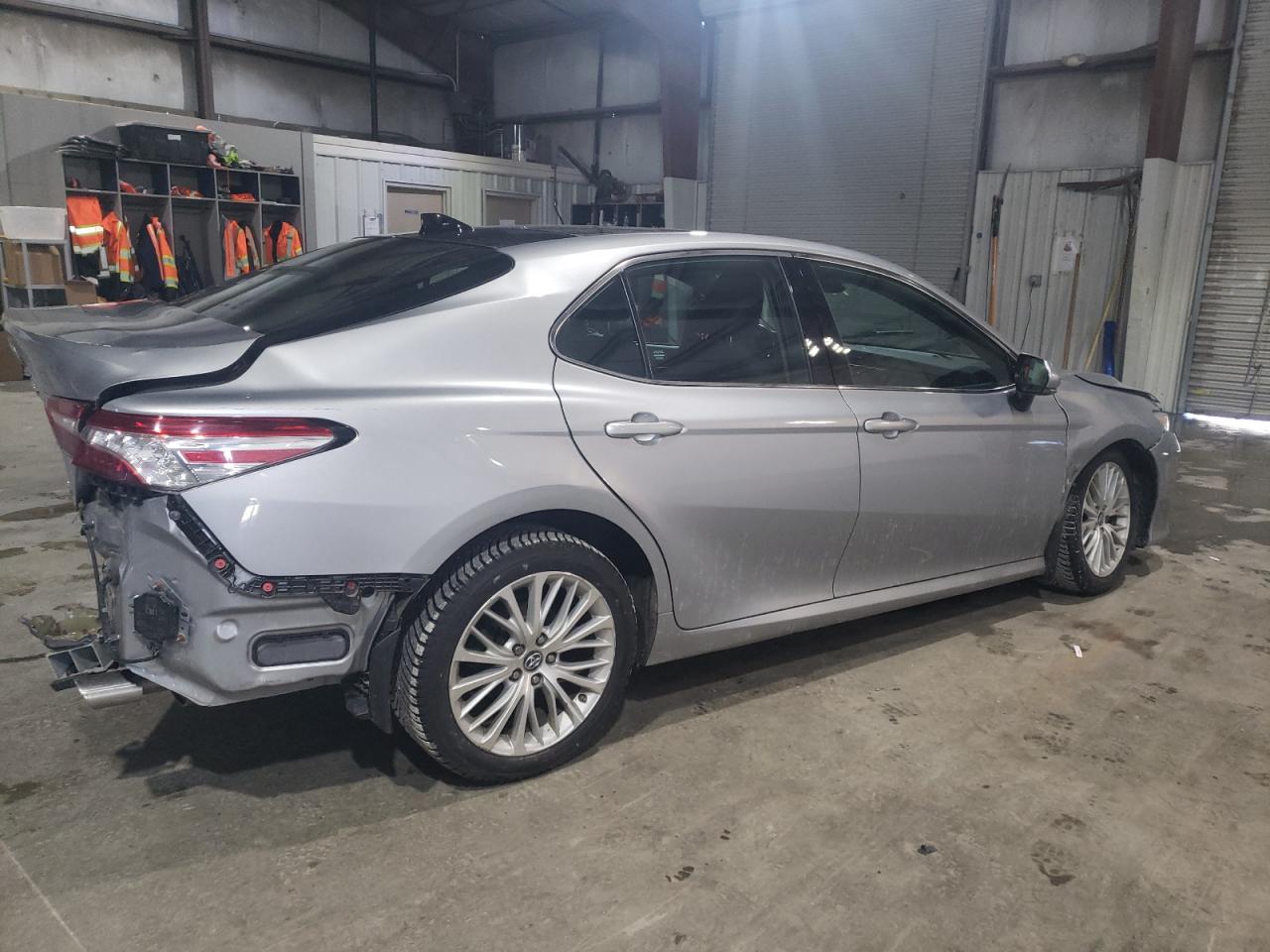 2019 Toyota Camry - Image 3