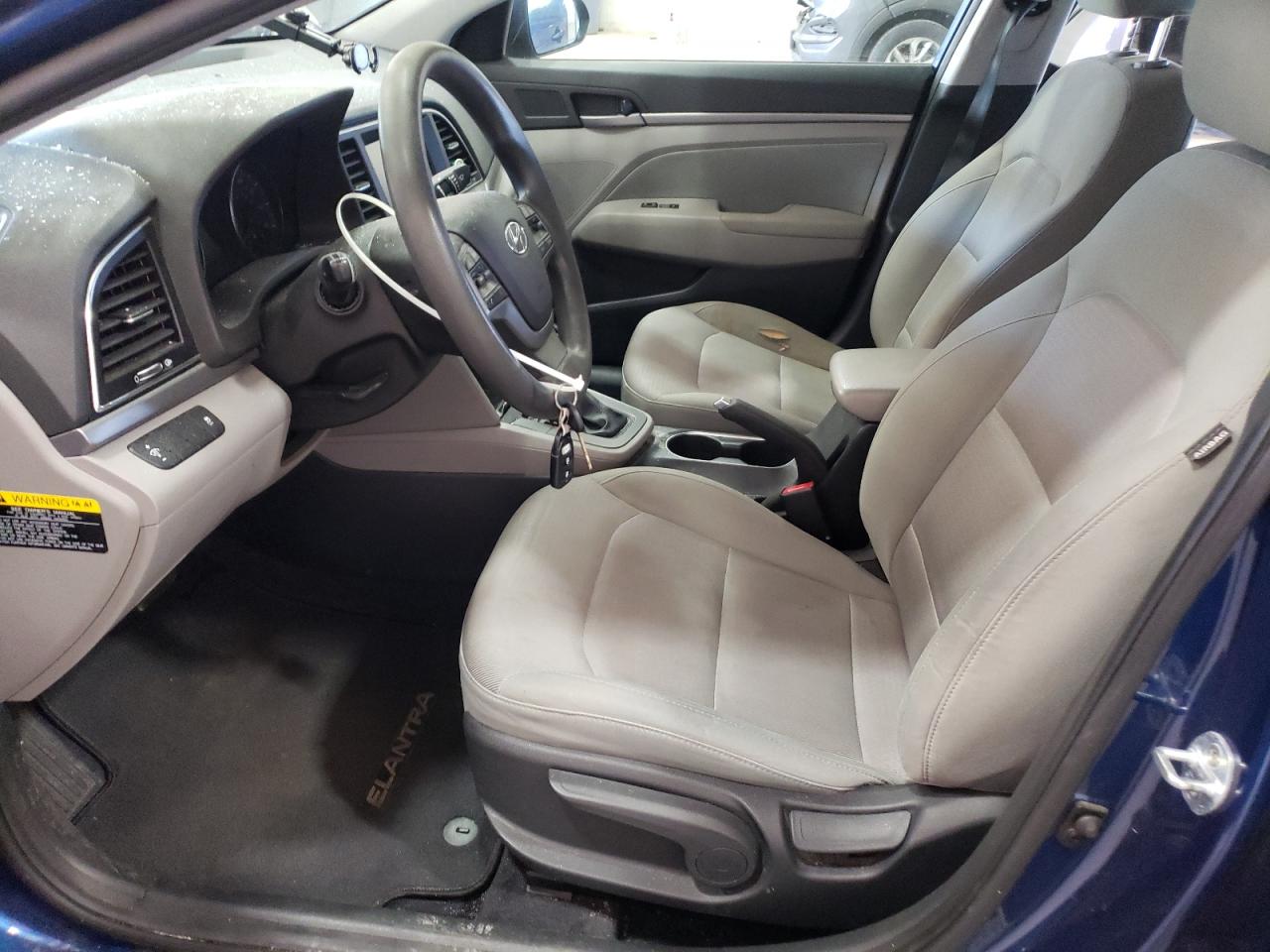 2017 Hyundai Elantra - Image 7
