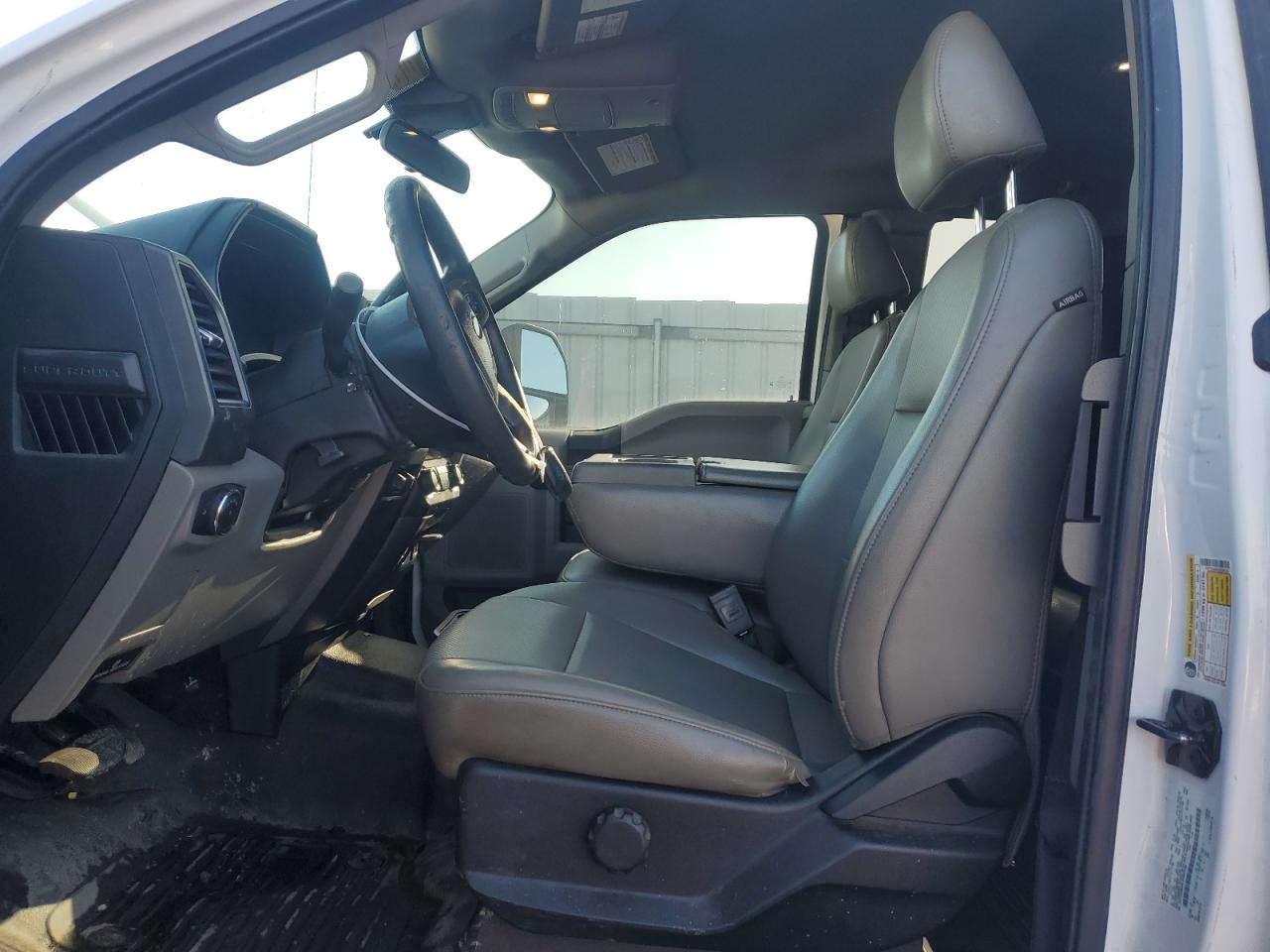 2020 Ford F250 - Image 7